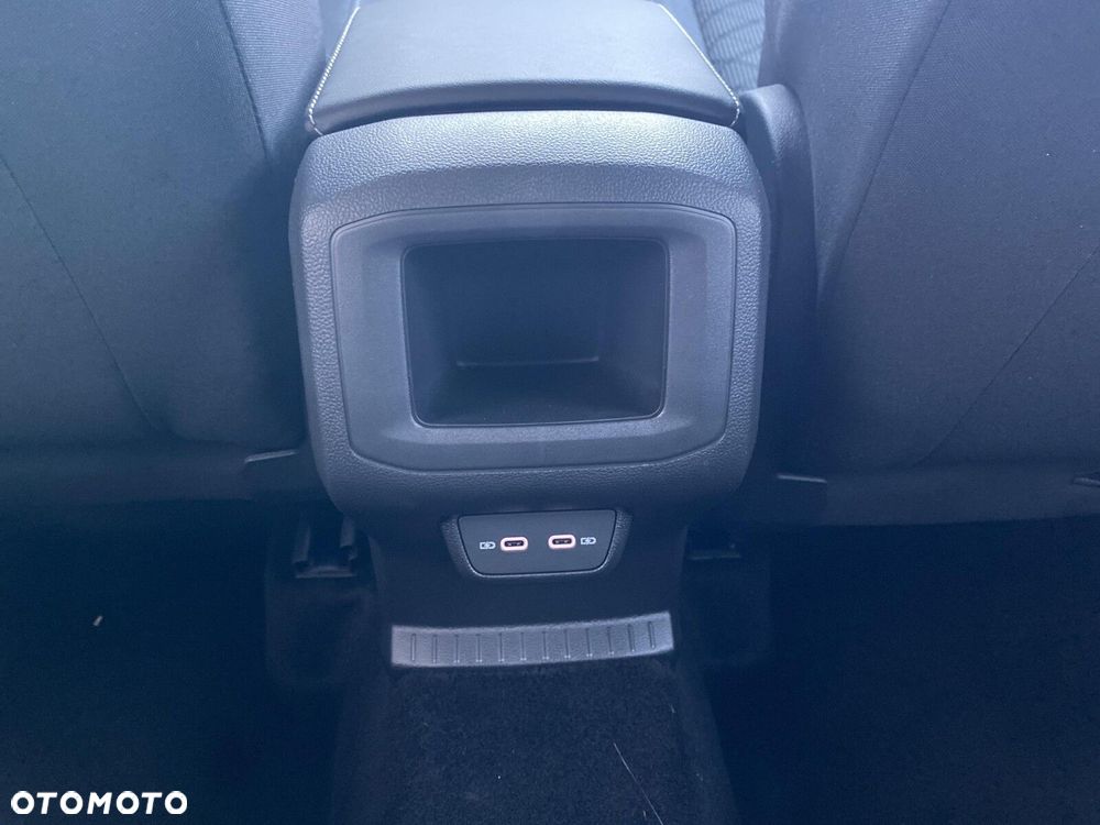 Volkswagen T-Cross - 22