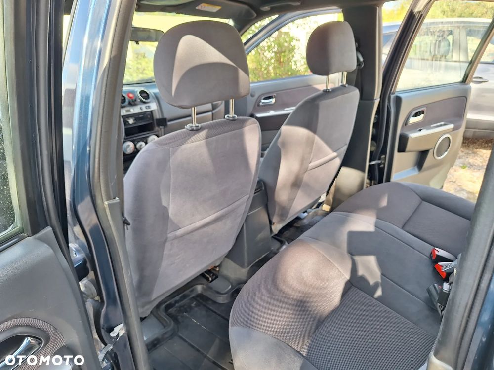 Isuzu D-Max 3.0d DC LS - 7