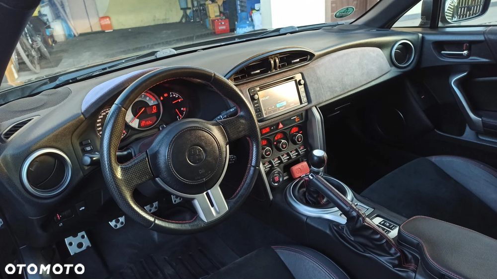 Toyota GT86 2.0 Prestige - 6