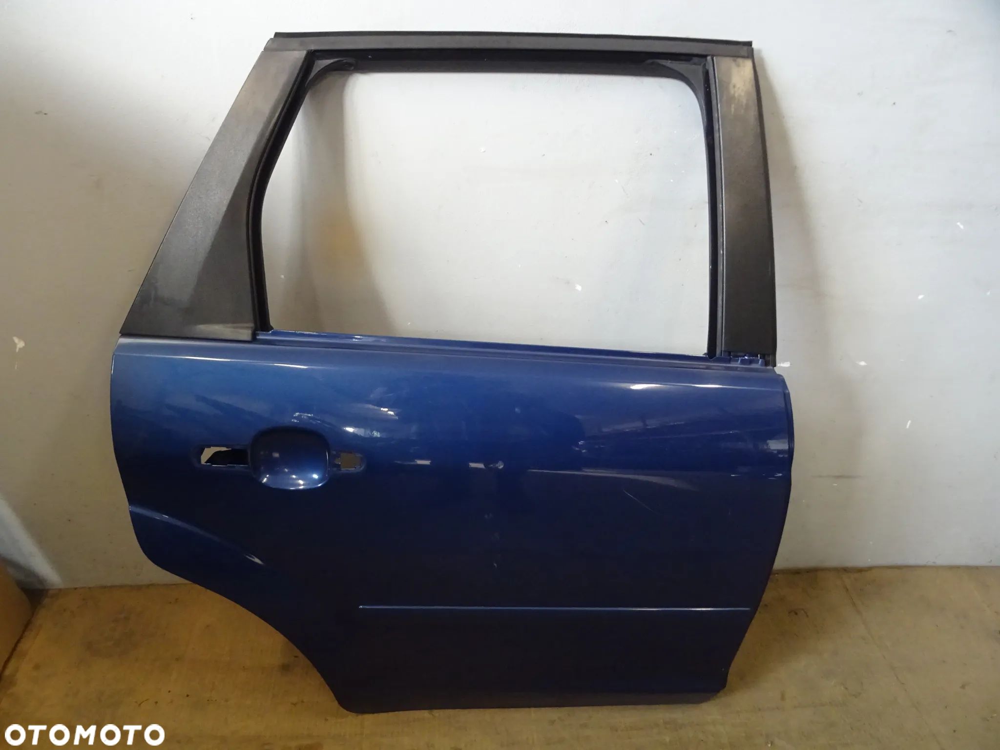 DRZWI PRAWY TYŁ PRAWE TYLNE FORD FOCUS II MK2 KOMBI 04-07 LAK:36 NR413 - 1