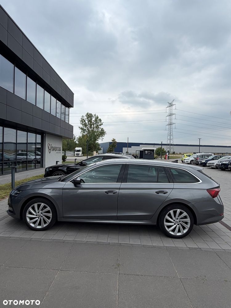 Skoda Octavia 2.0 TDI Style DSG - 2