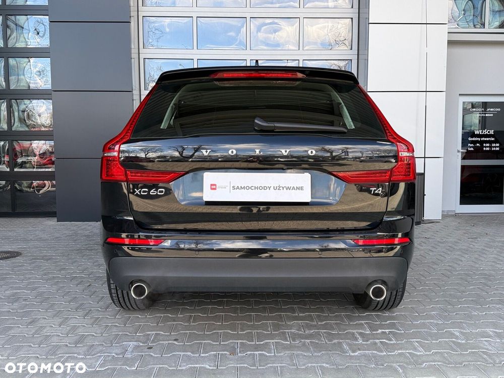 Volvo XC 60 T4 Momentum Pro - 7