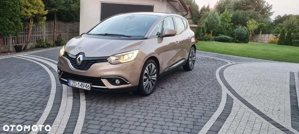 Renault Scenic - 17