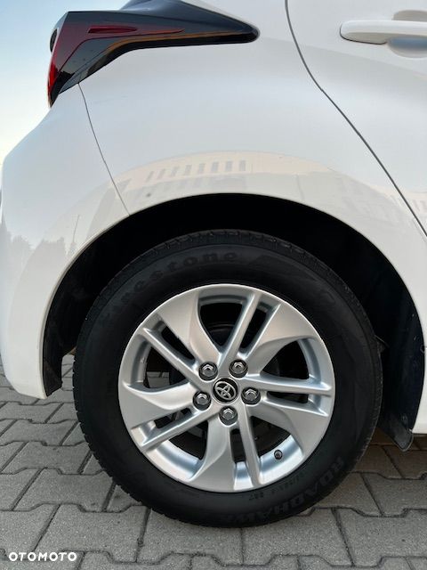 Toyota Yaris - 18