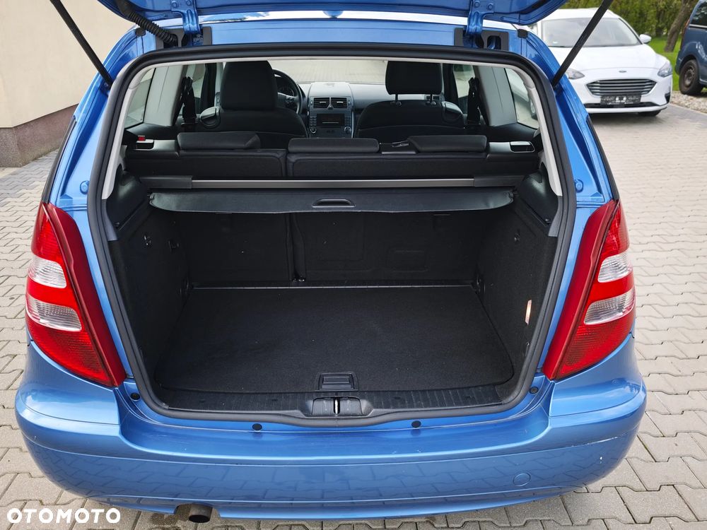 Mercedes-Benz Klasa A 150 Classic Edition 10 - 13