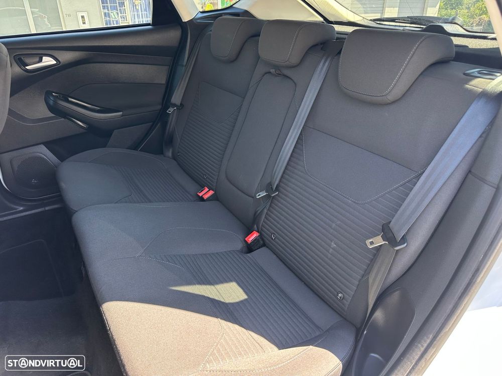 Ford Focus 1.5 TDCi Titanium - 14