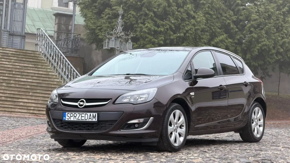 Opel Astra 1.4 Turbo - 2