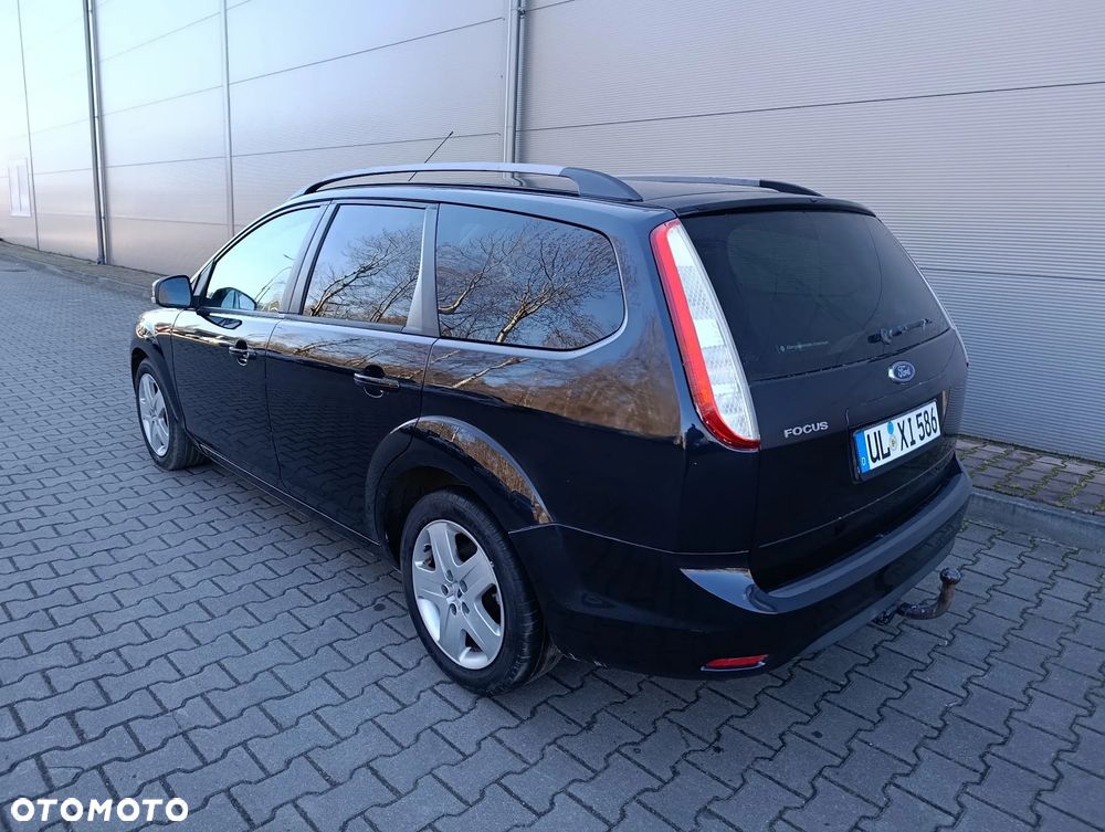 Ford Focus 1.6 16V Style - 23