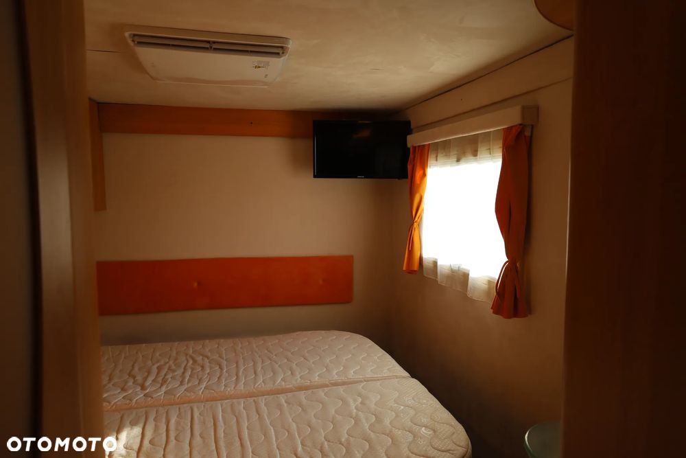 Chausson Kempingowy - 27