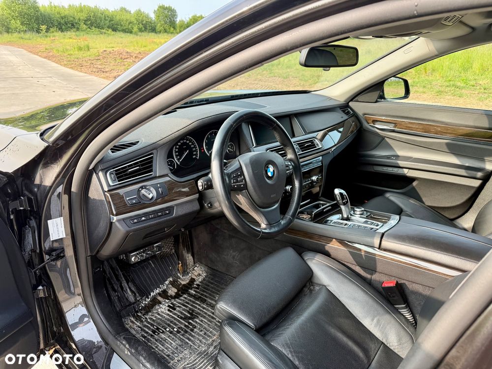 BMW Seria 7 - 6