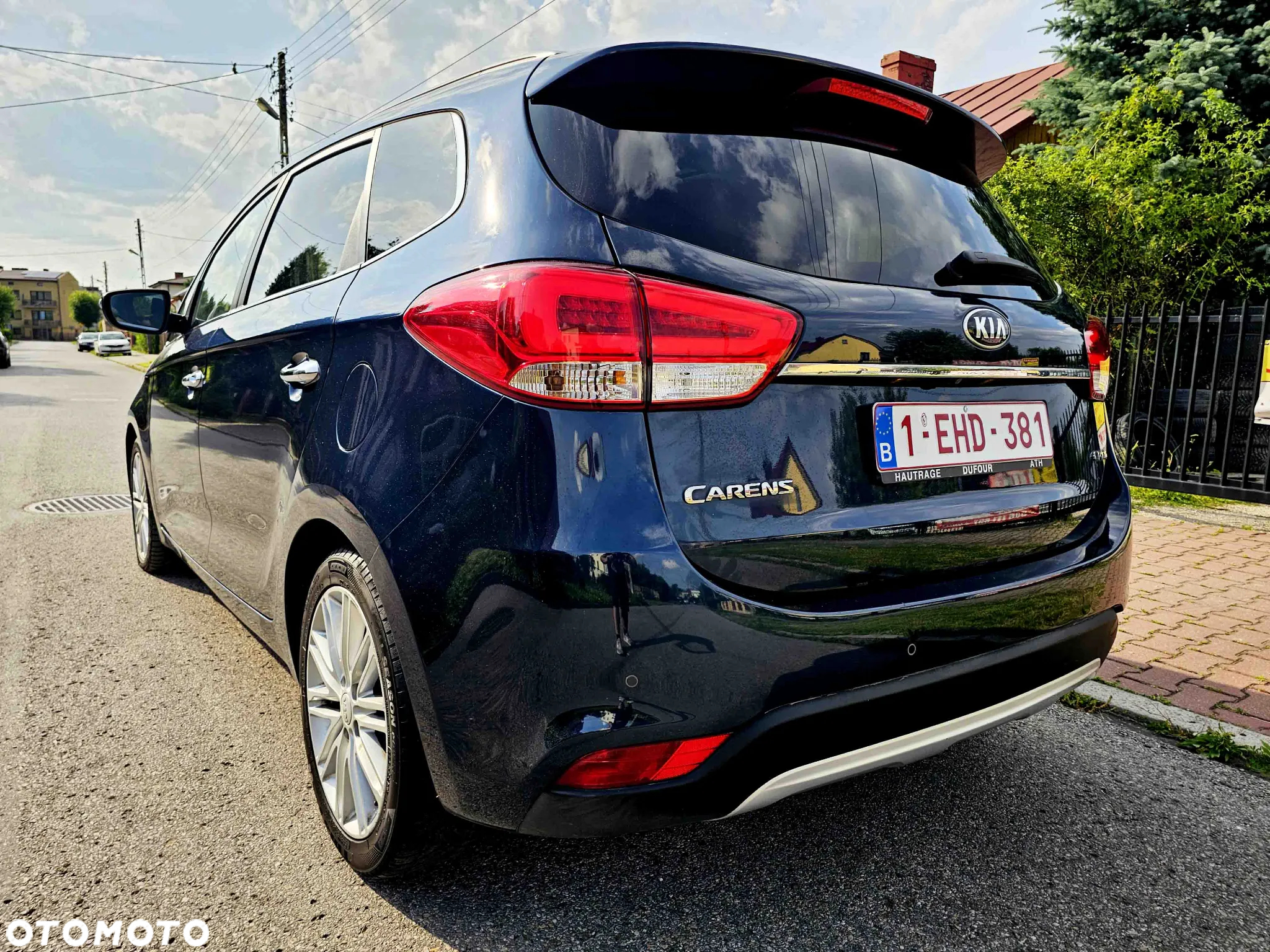 Kia Carens 1.7 CRDi M 7os - 4