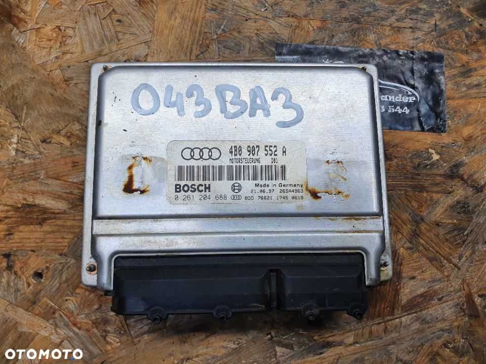 Sterownik 4B0907552A Komputer Modul Silnika 2.4 Benzyna V6 Audi A5 C5 Manual 4B0907552A 0261204688 - 1
