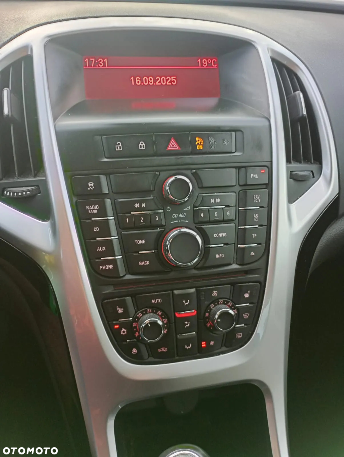 Opel Astra IV 1.4 T Active - 11