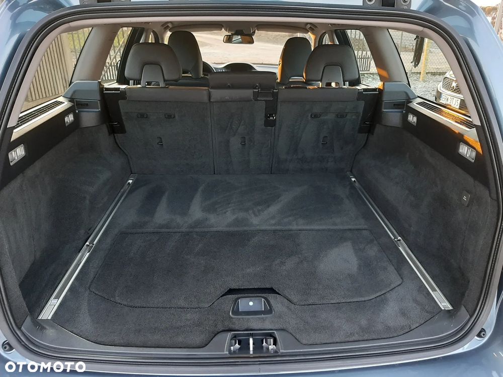 Volvo V70 D4 Summum - 31