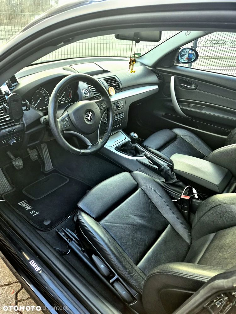 BMW Seria 1 - 24