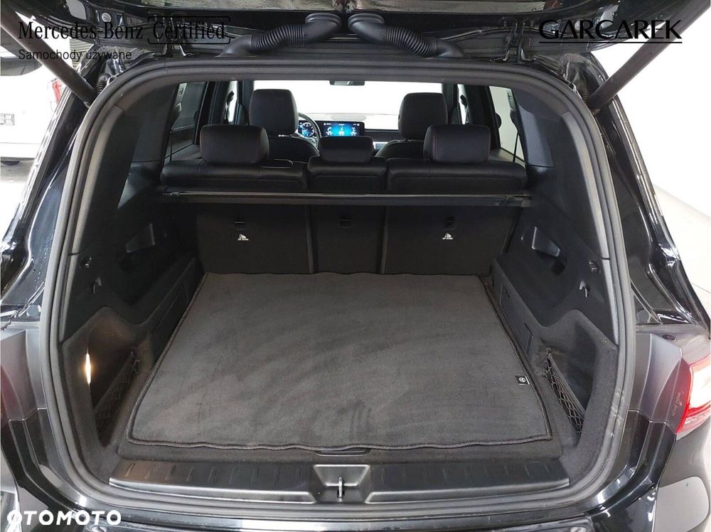 Mercedes-Benz GLB 200 4-Matic AMG Line 8G-DCT - 12