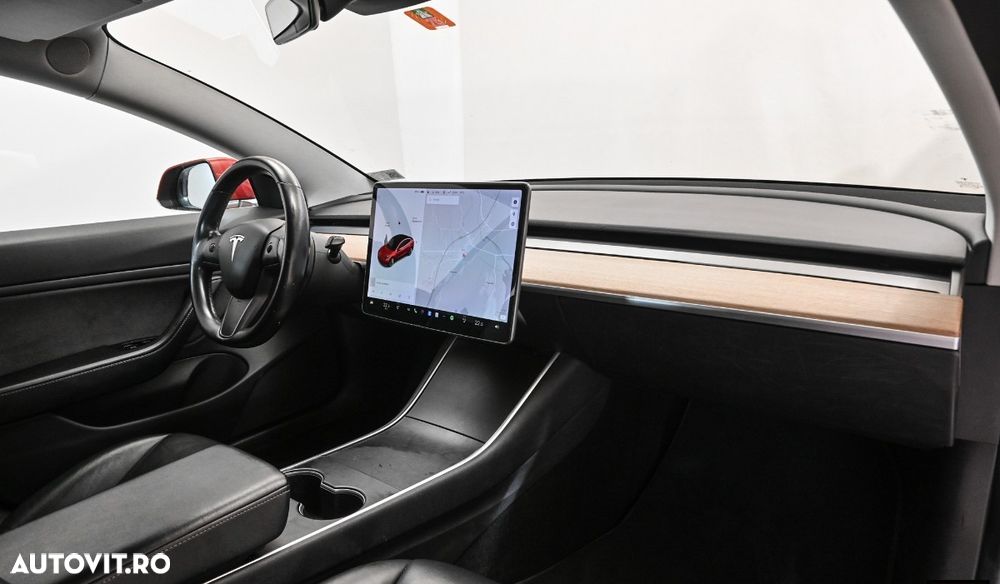 Tesla Model 3 Langstreckenbatterie Allradantrieb Dual Motor Performance - 13