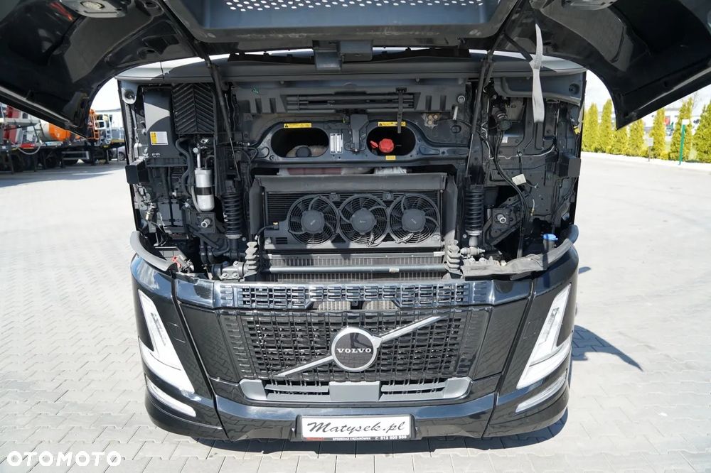 Volvo FH 500 / ZESTAW TANDEM / 120 M3 / PRZEJAZDOWY / I-SAVE / KLIMA POSTOJOWA / OŚ PODNOSZONA SKRĘTNA / ZAWIESIE DO WÓZKA / WECON / 2025 - 35