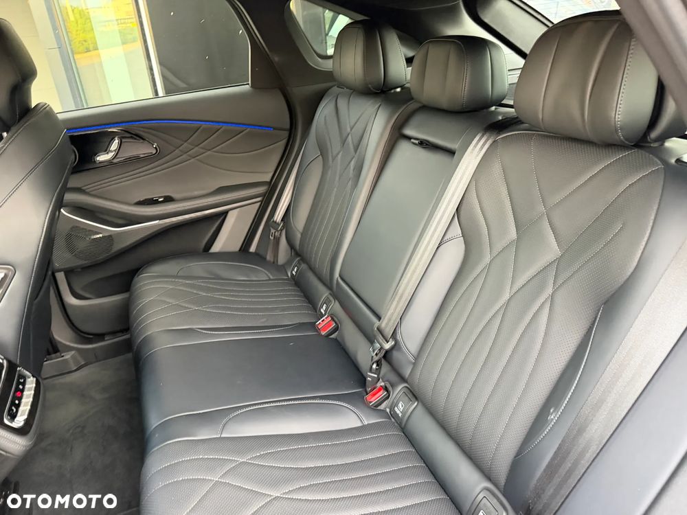 Omoda 9 1.5 Super Hybrid Exclusive AWD - 27