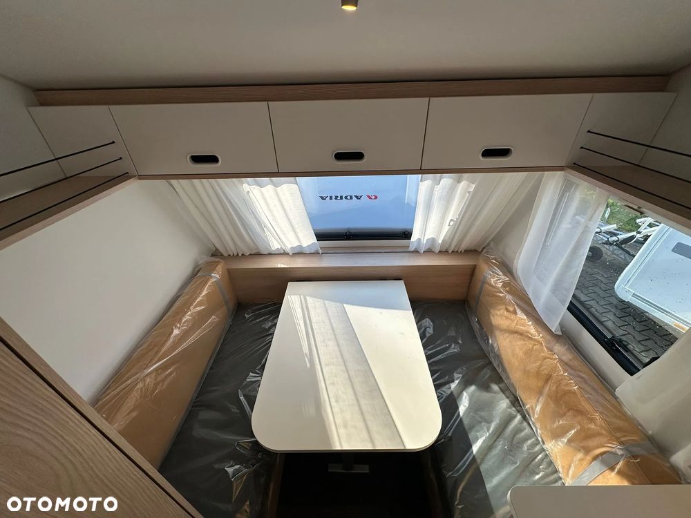 Adria AVIVA 360 DK - 6