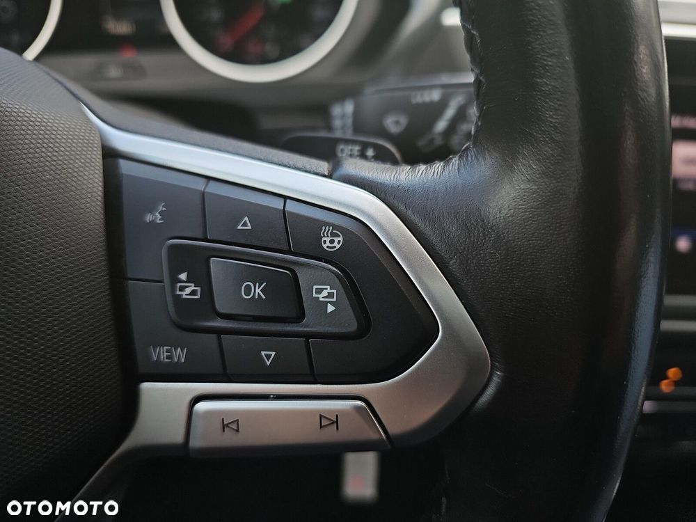 Volkswagen Tiguan - 22