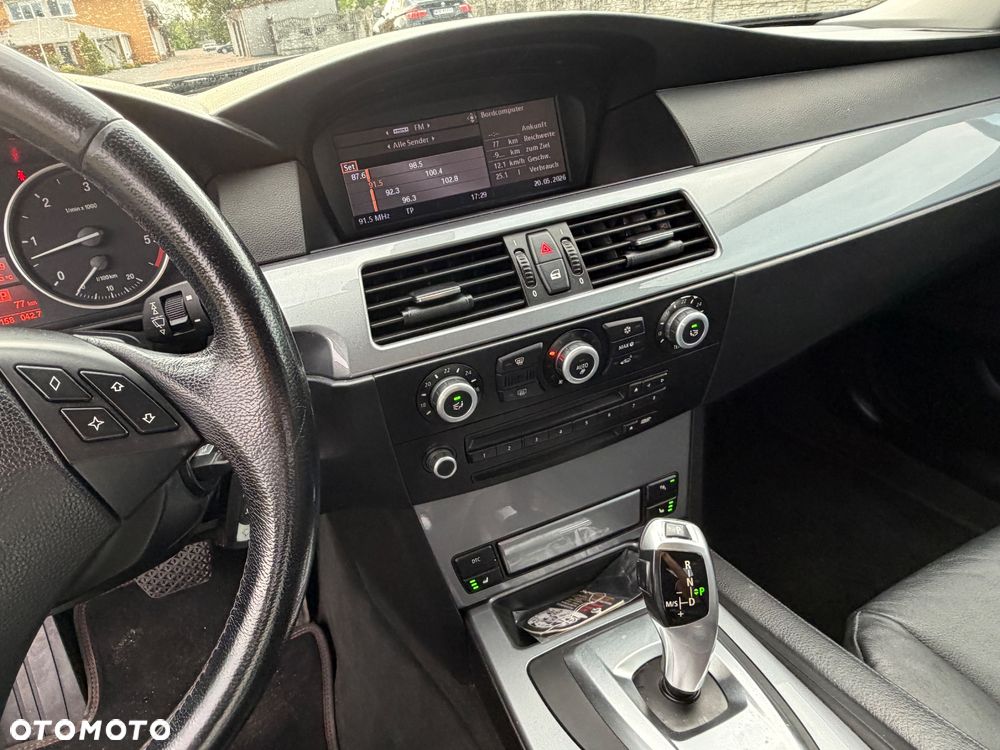 BMW Seria 5 530d - 26