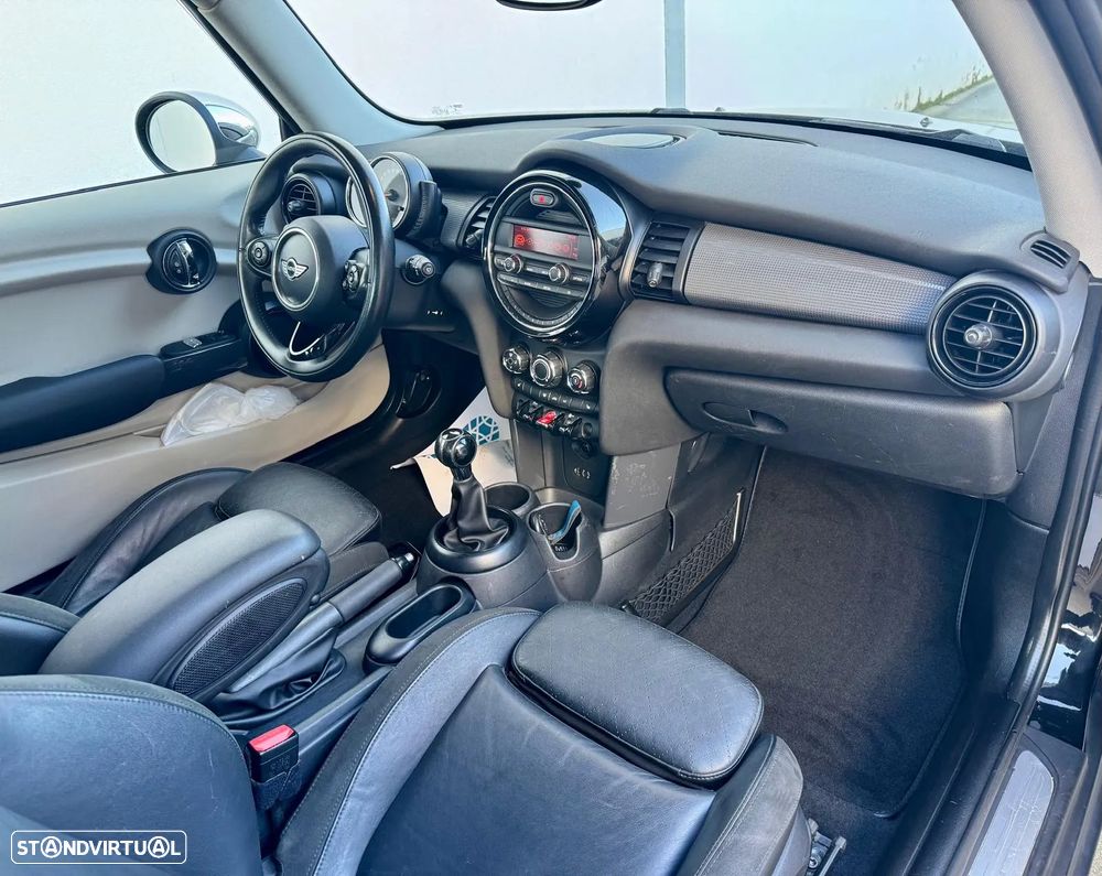 MINI 3 Portas Cooper D - 10