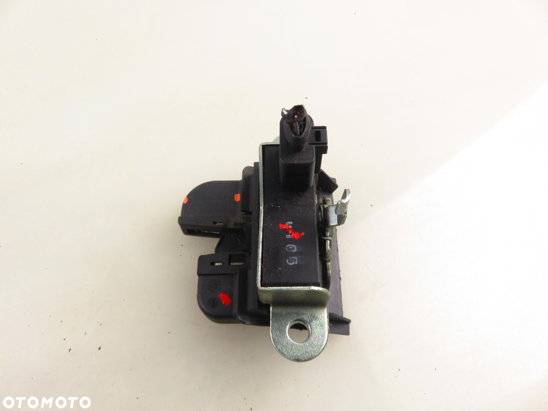 ZAMEK KLAPY SEAT ALTEA (5P1) 5P0827505B - 7