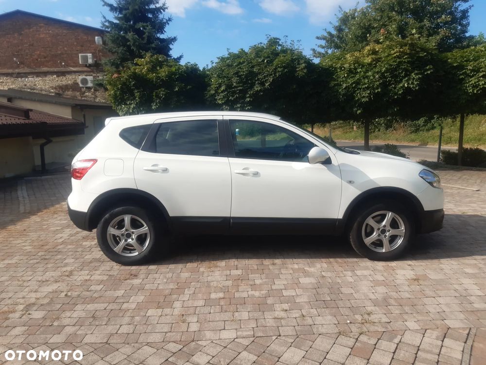 Nissan Qashqai 1.6 DCi N-Connecta - 5