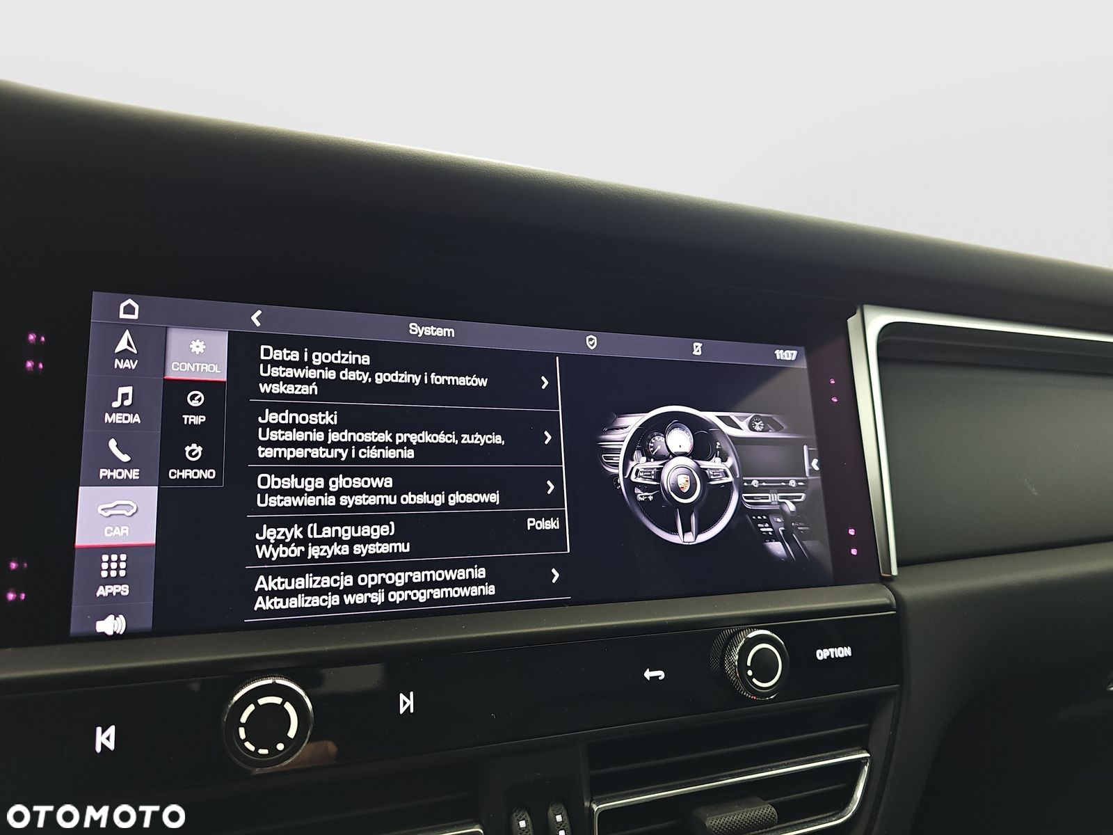 Porsche Macan T - 32