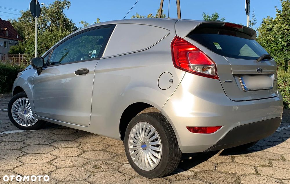 Ford Fiesta - 5