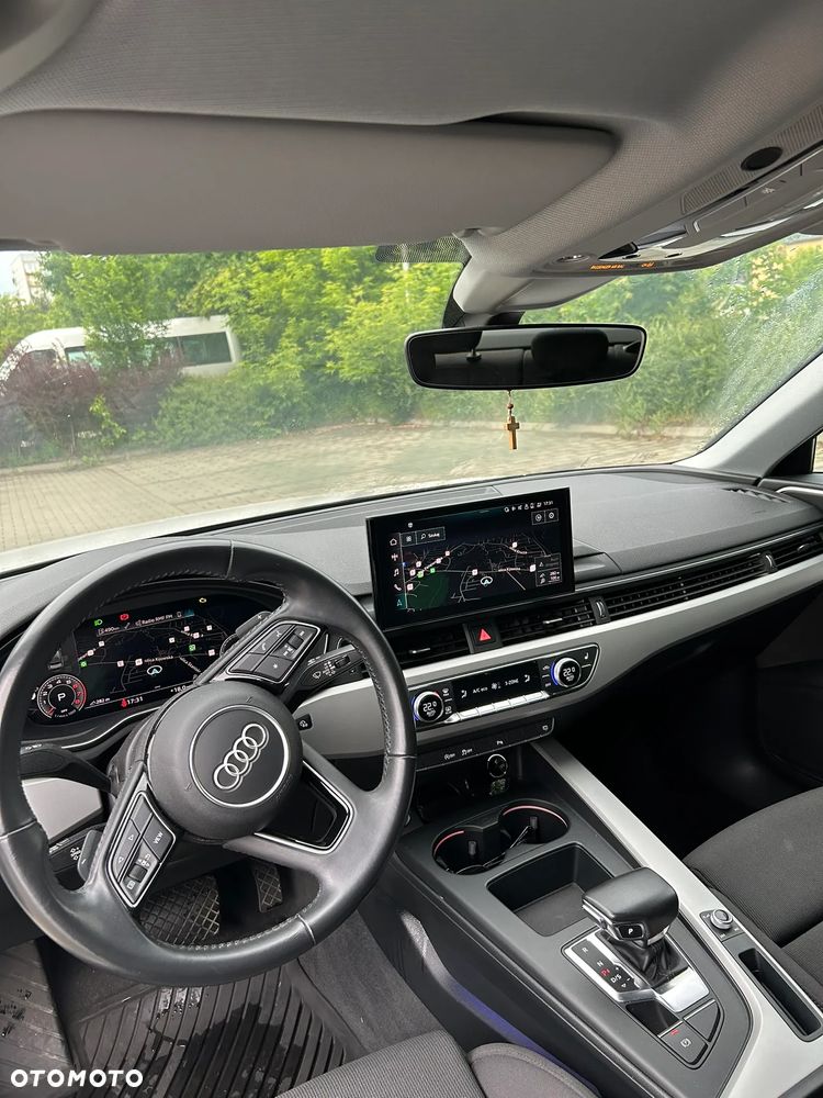 Audi A4 Limousine 35 TFSI mHEV Advanced S tronic - 11
