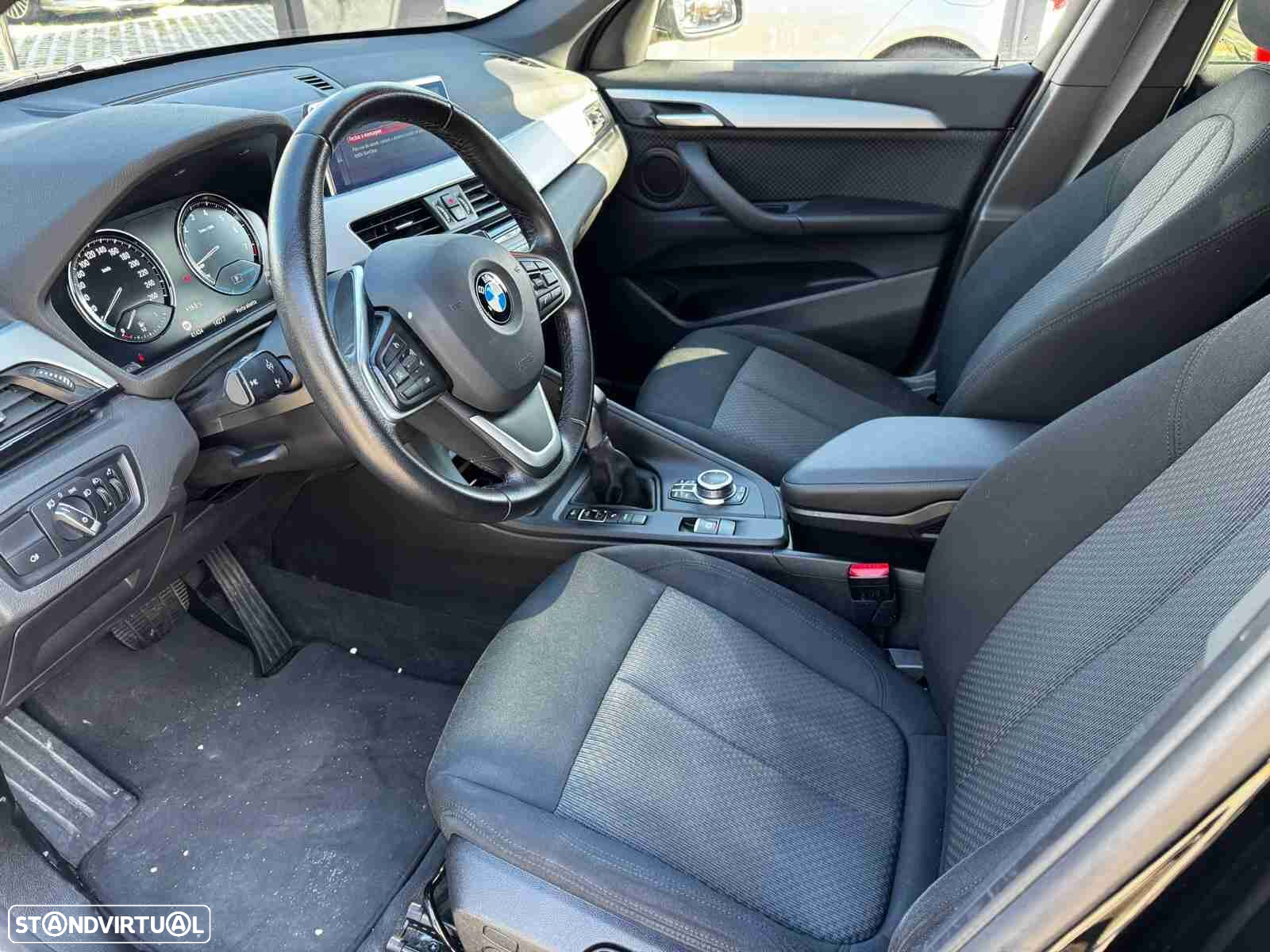BMW X1 25 e xDrive - 8