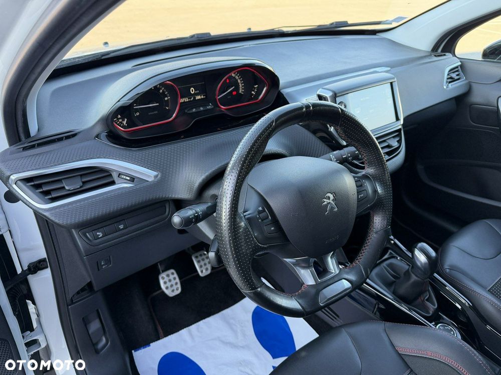 Peugeot 2008 PureTech 110 Stop&Start GT-Line Edition - 22