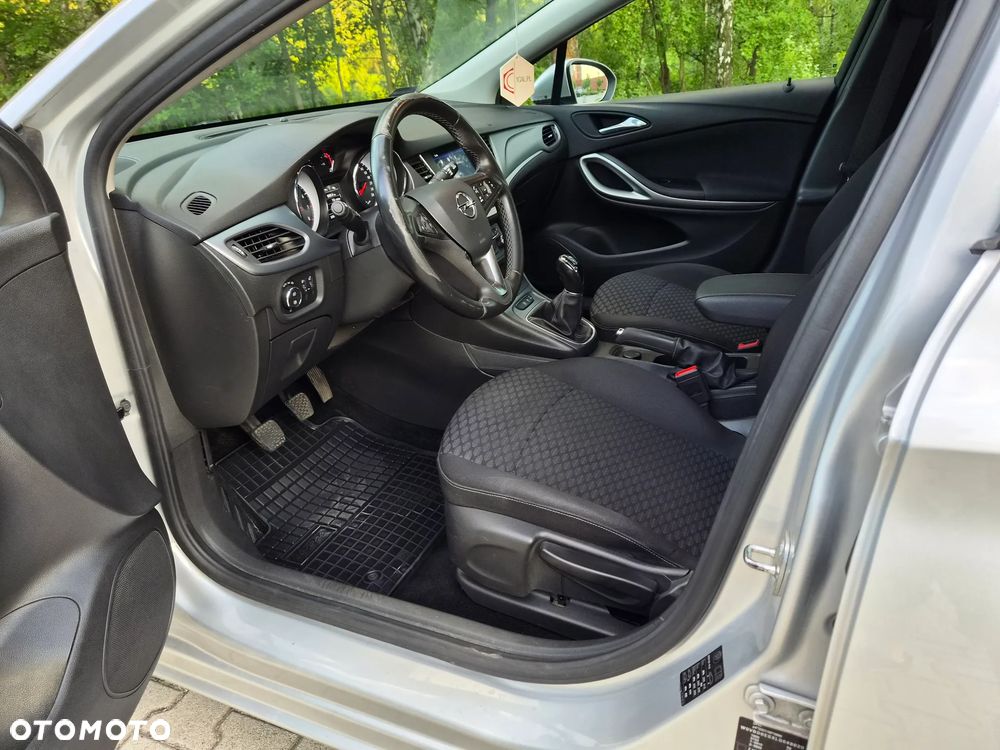 Opel Astra - 4