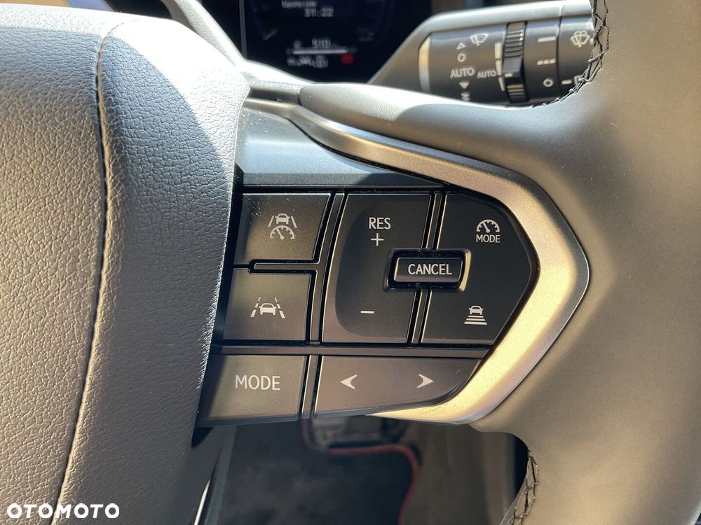 Lexus LBX 1.5 Hybrid Emotion - 24