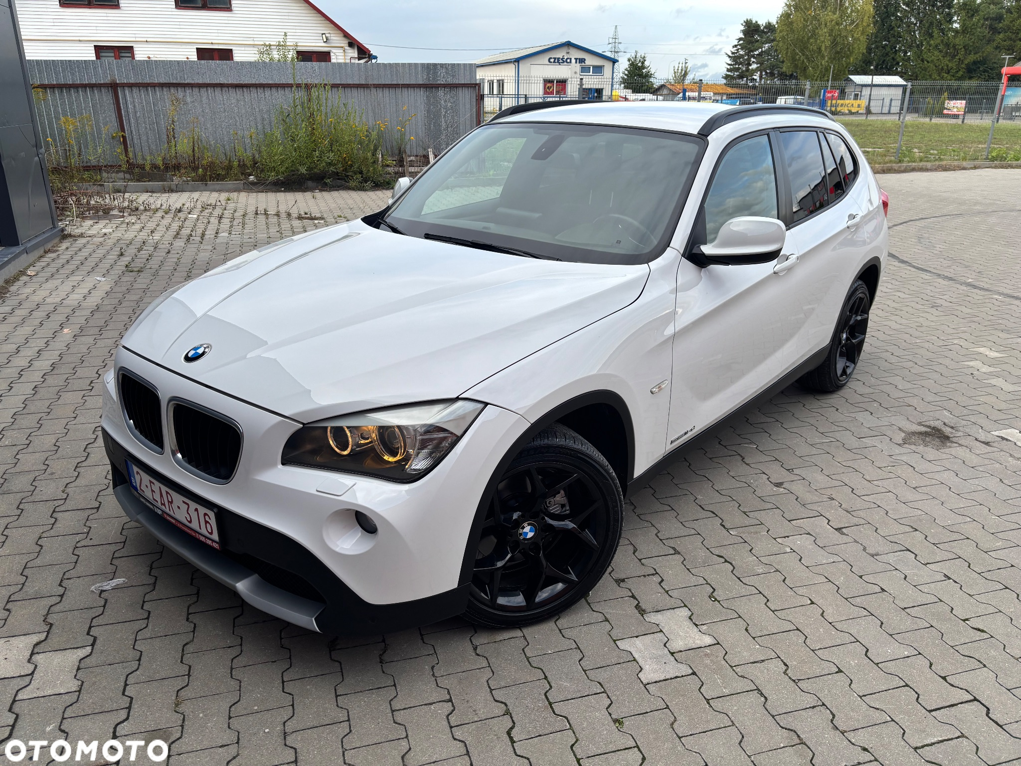BMW X1 sDrive18d - 15