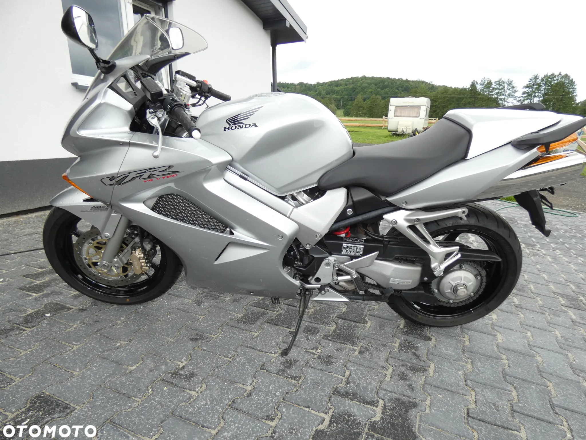 Honda VFR - 5