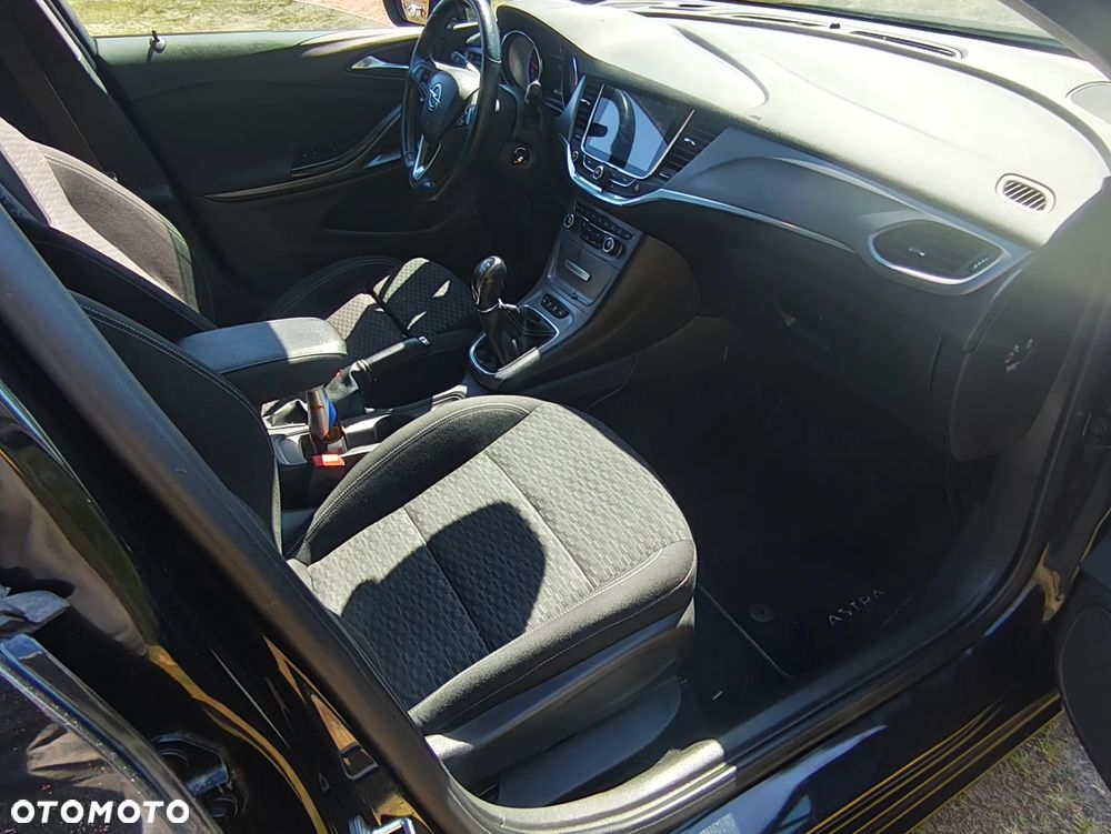 Opel Astra - 8