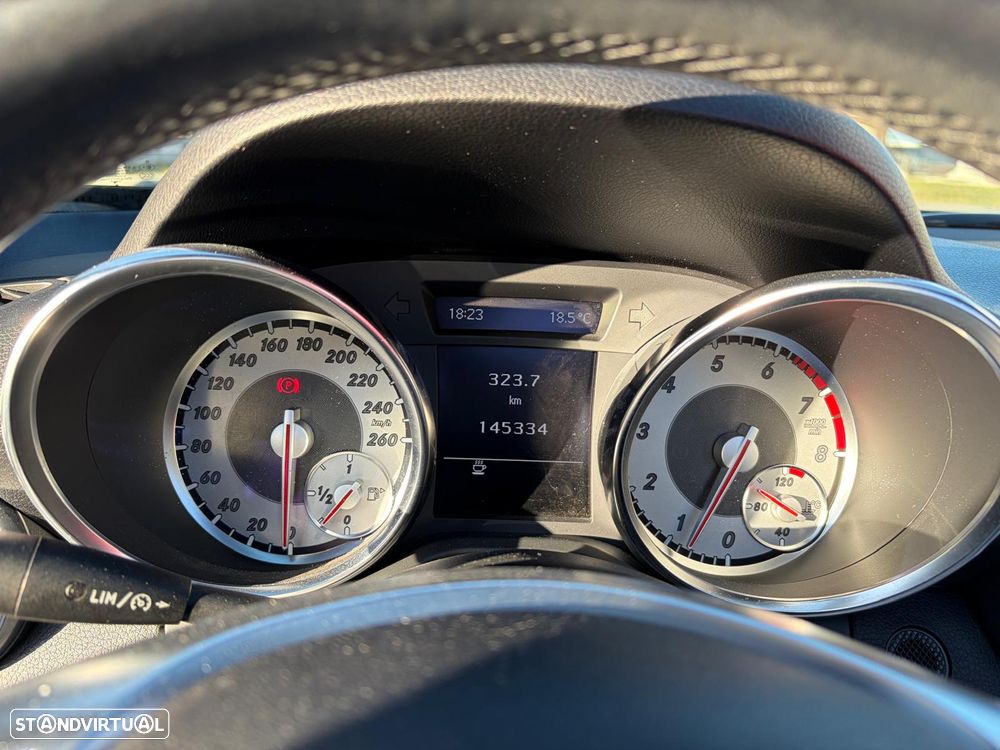 Mercedes-Benz SLK 200 Standard - 29