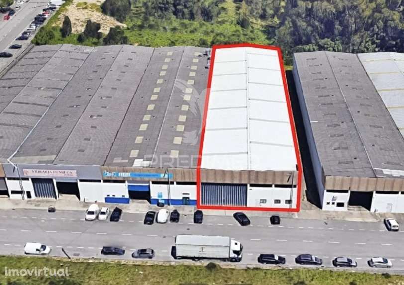 Armazém Industrial de 1735m2 na Zona Industrial da Maia - Grande imagem: 2/17