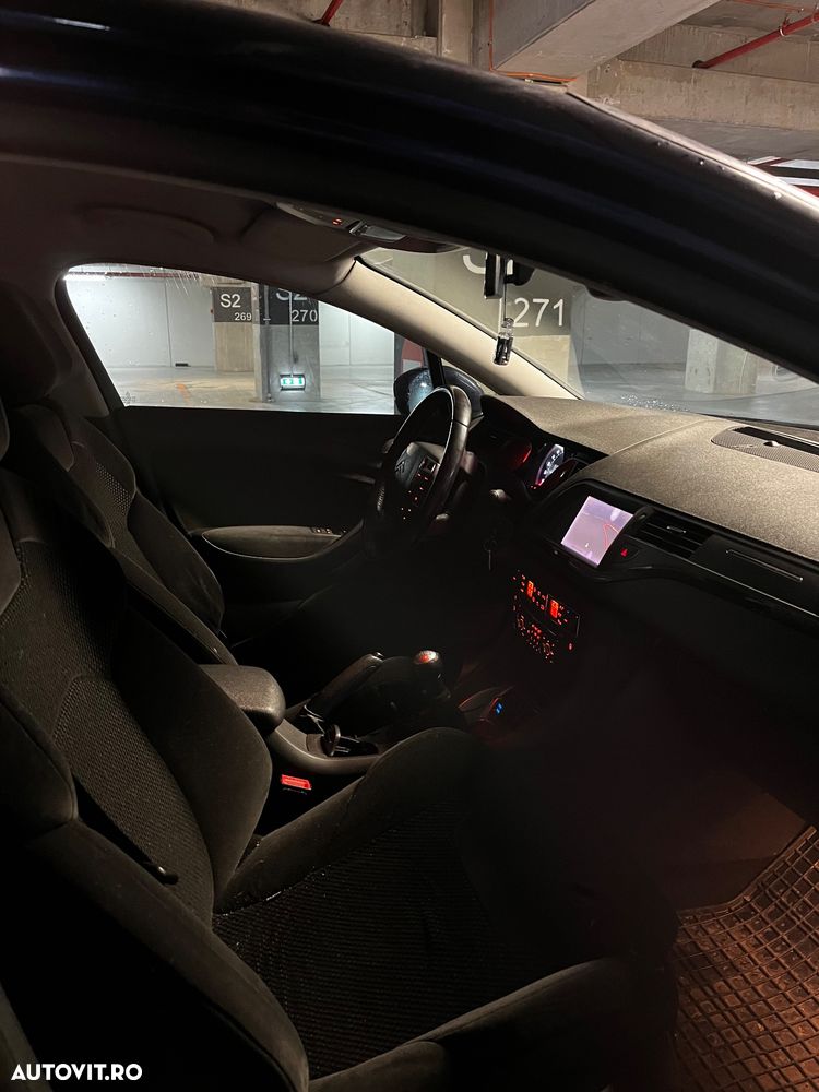 Citroën C5 1.6HDi FAP Susp M X - 10