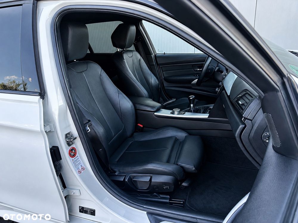 BMW Seria 3 320d M Sport EU6 - 14