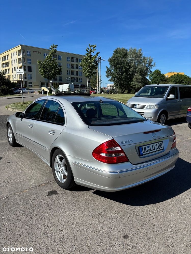 Mercedes-Benz Klasa E - 9