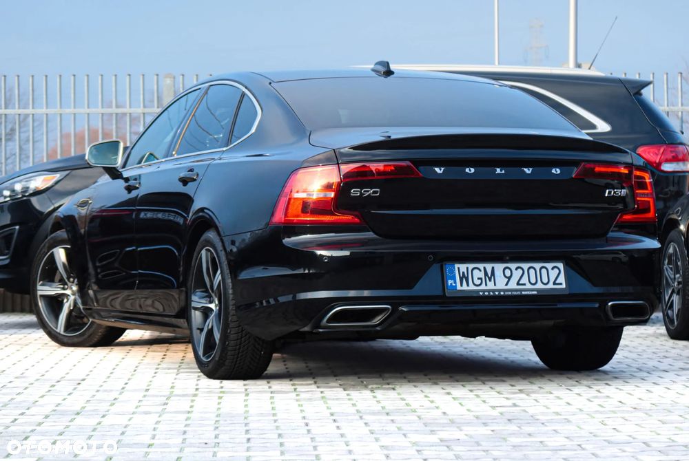 Volvo S90 D3 R-Design - 34