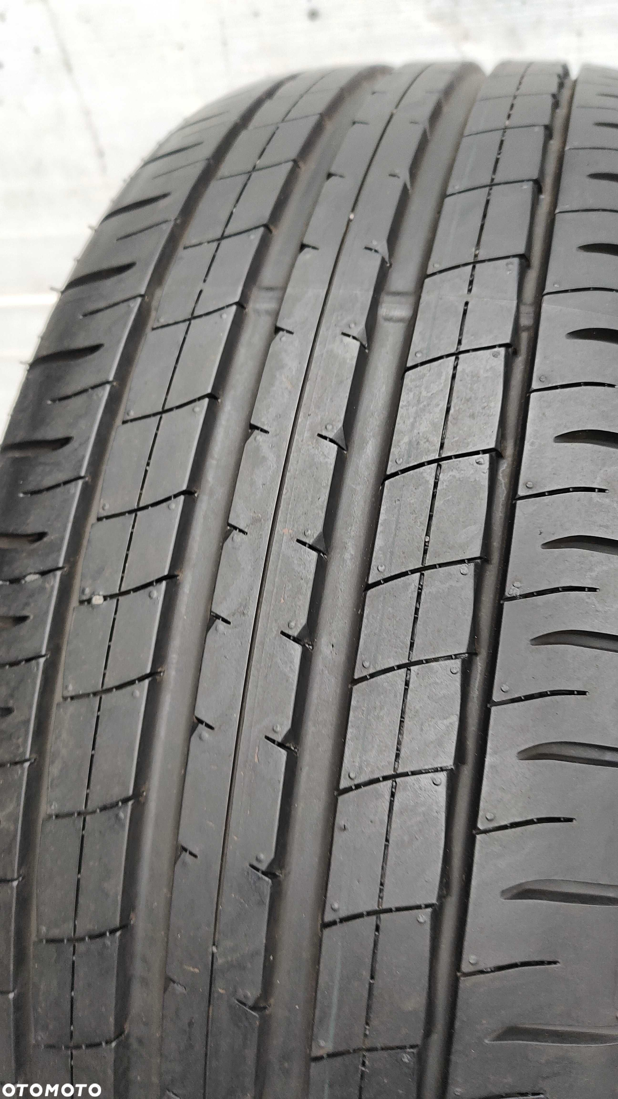 Opony Letnie 225/50/18 Dunlop 4szt 2022r Jak Nowe  MB - 7