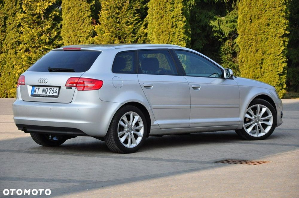 Audi A3 Sportback - 16
