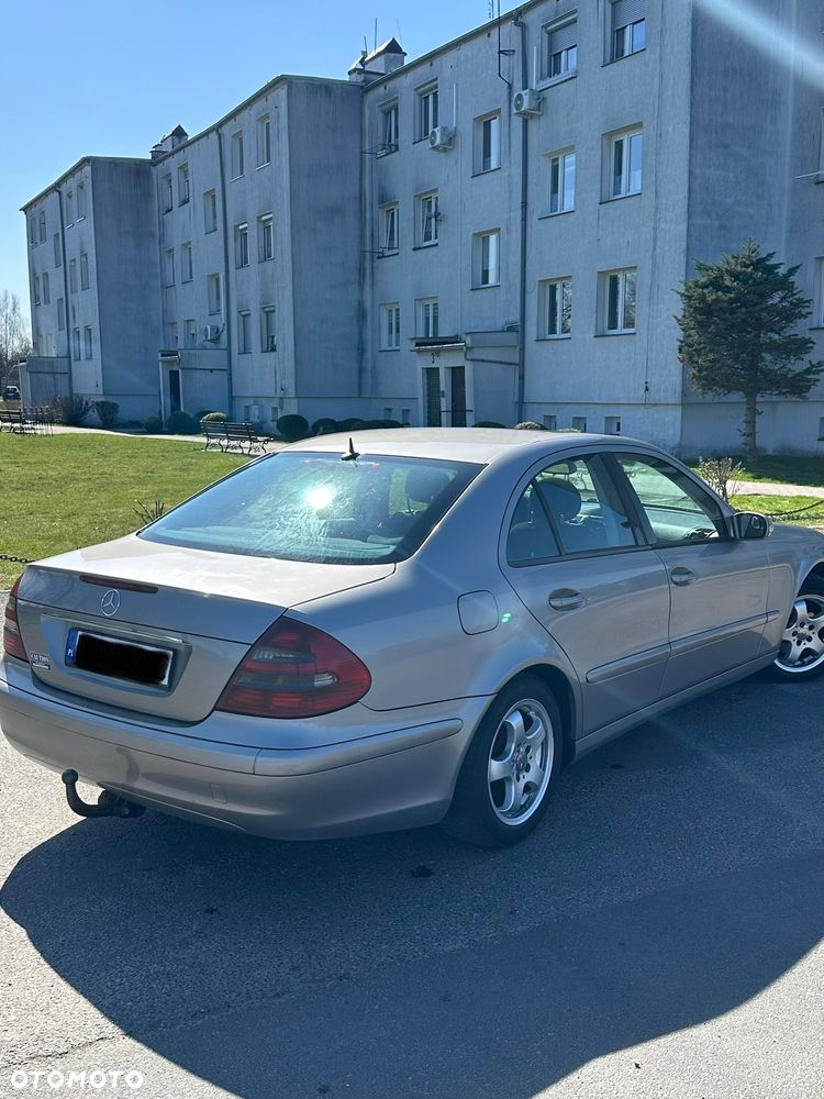 Mercedes-Benz Klasa E - 4