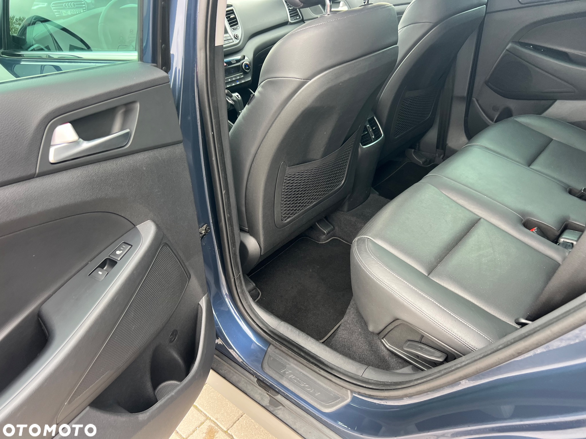 Hyundai Tucson blue 1.7 CRDi 2WD DCT Premium - 17