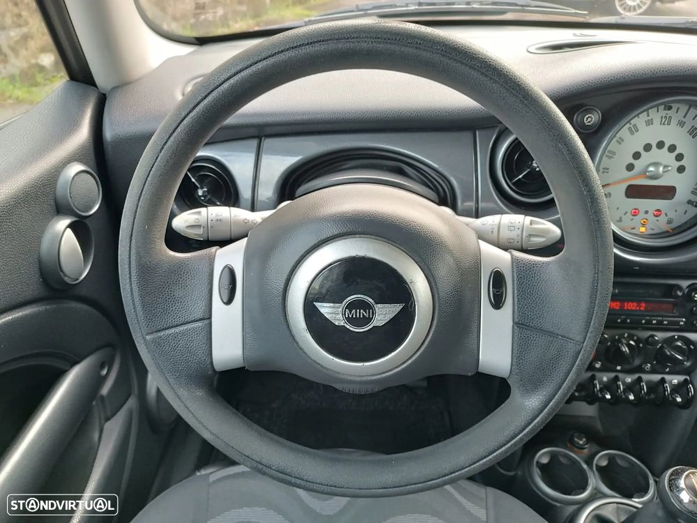 MINI 3 Portas One 1.6 - 14